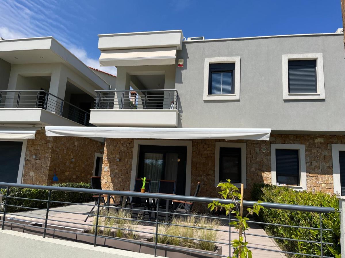 Nikiti Heart Luxury Villa Экстерьер фото
